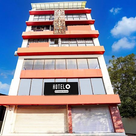 Super Hotel O Geeta Mandir Formerly Hotel Green Park Ахмедабад Екстериор снимка